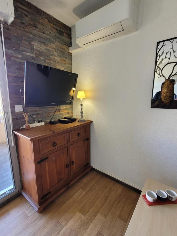 Apartmán Studio Port D' Hyeres Vue Mer Et Sur Les Iles D'Or Exteriér fotografie